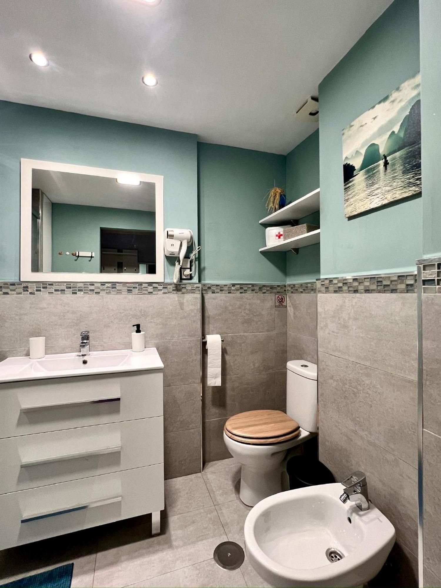 Espectacular Apartamento Junto Al Mar, Con Piscina En Málaga Exterior foto