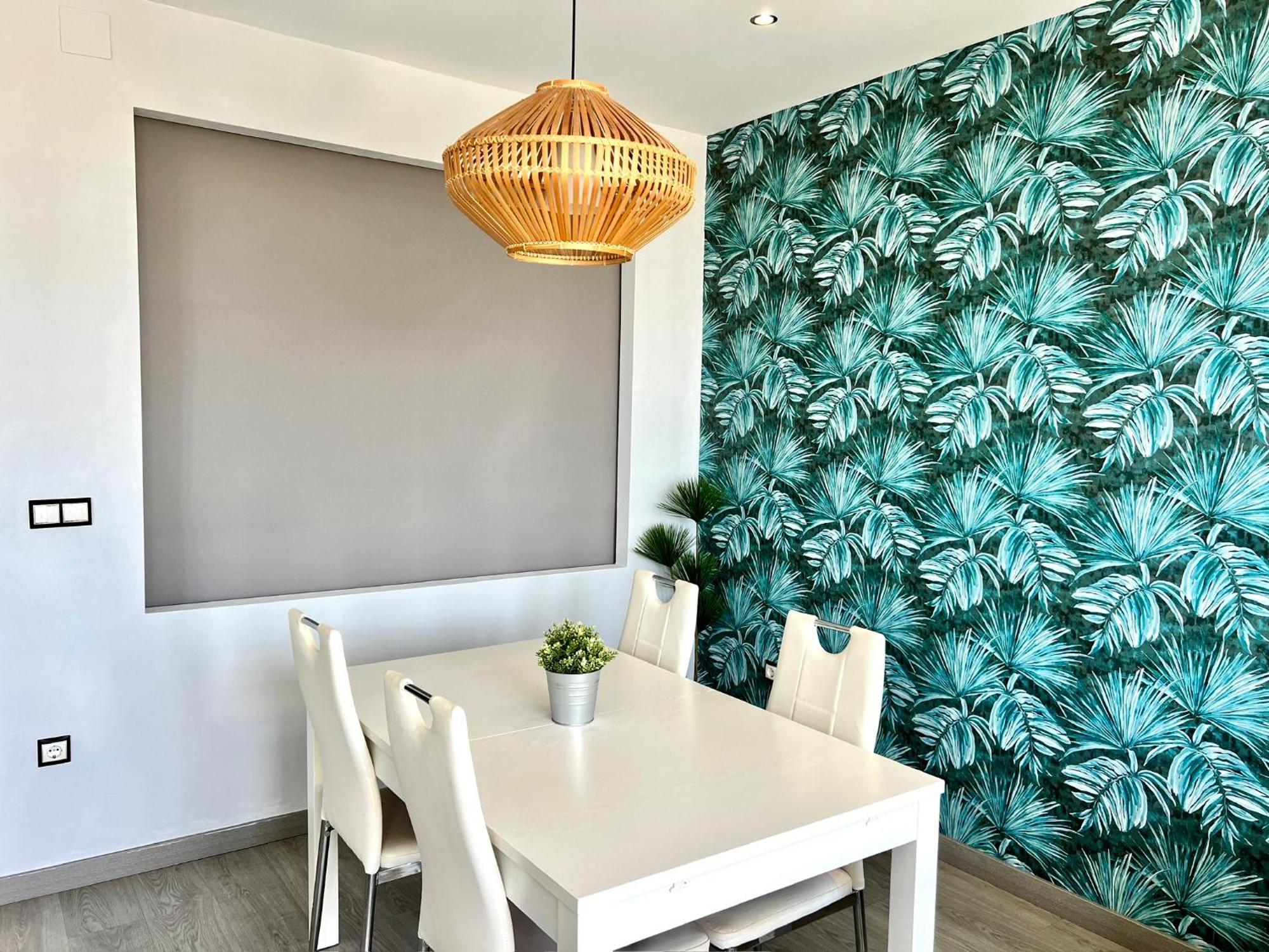 Espectacular Apartamento Junto Al Mar, Con Piscina En Málaga Exterior foto