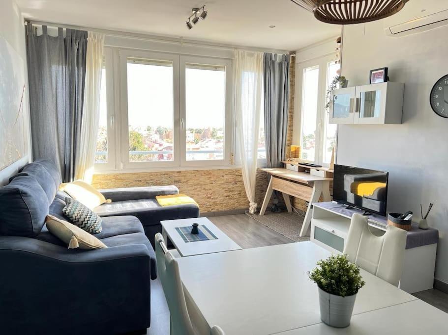Espectacular Apartamento Junto Al Mar, Con Piscina En Málaga Exterior foto